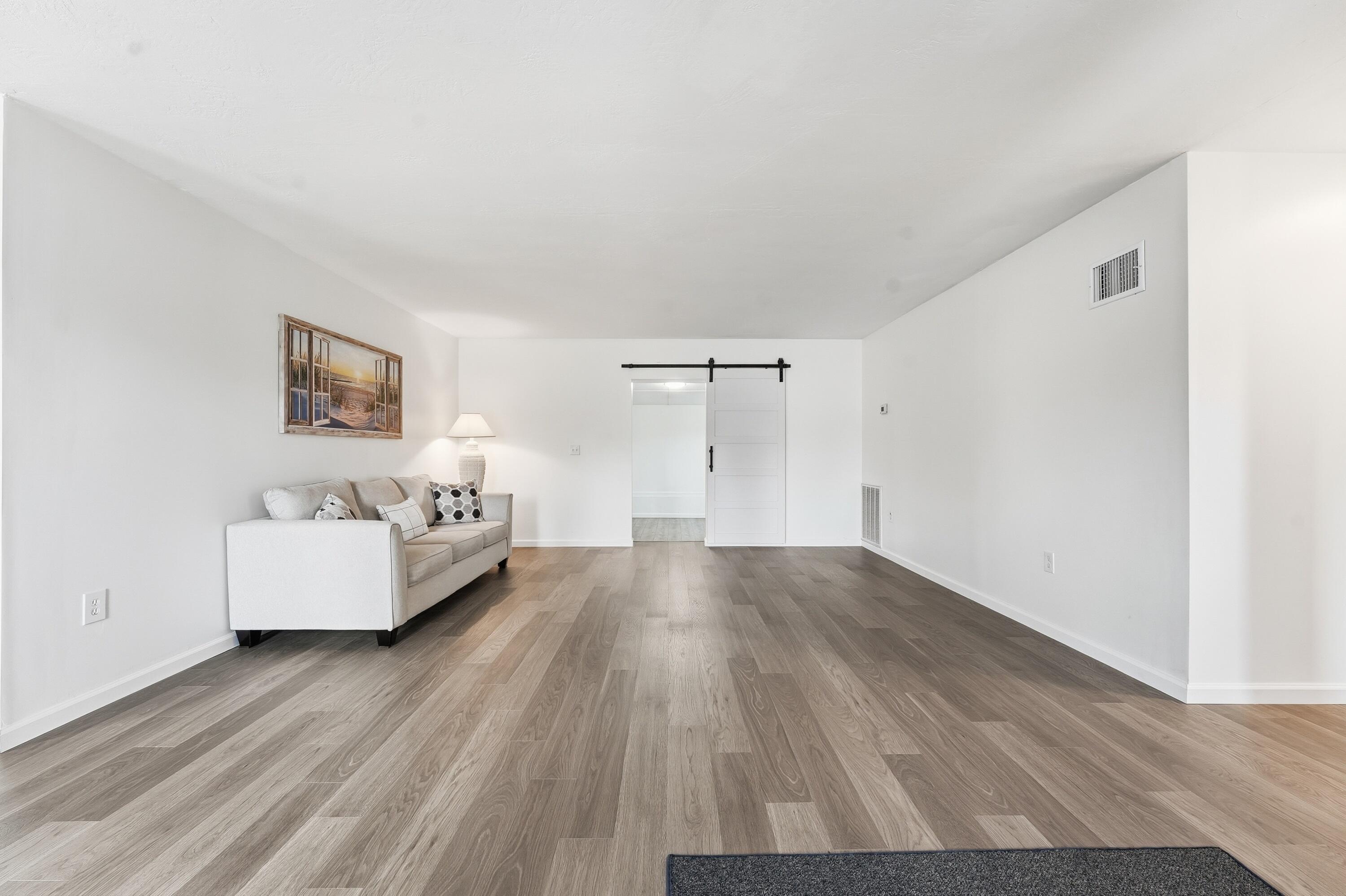 RIVER PARK UNIT 5 - Residential