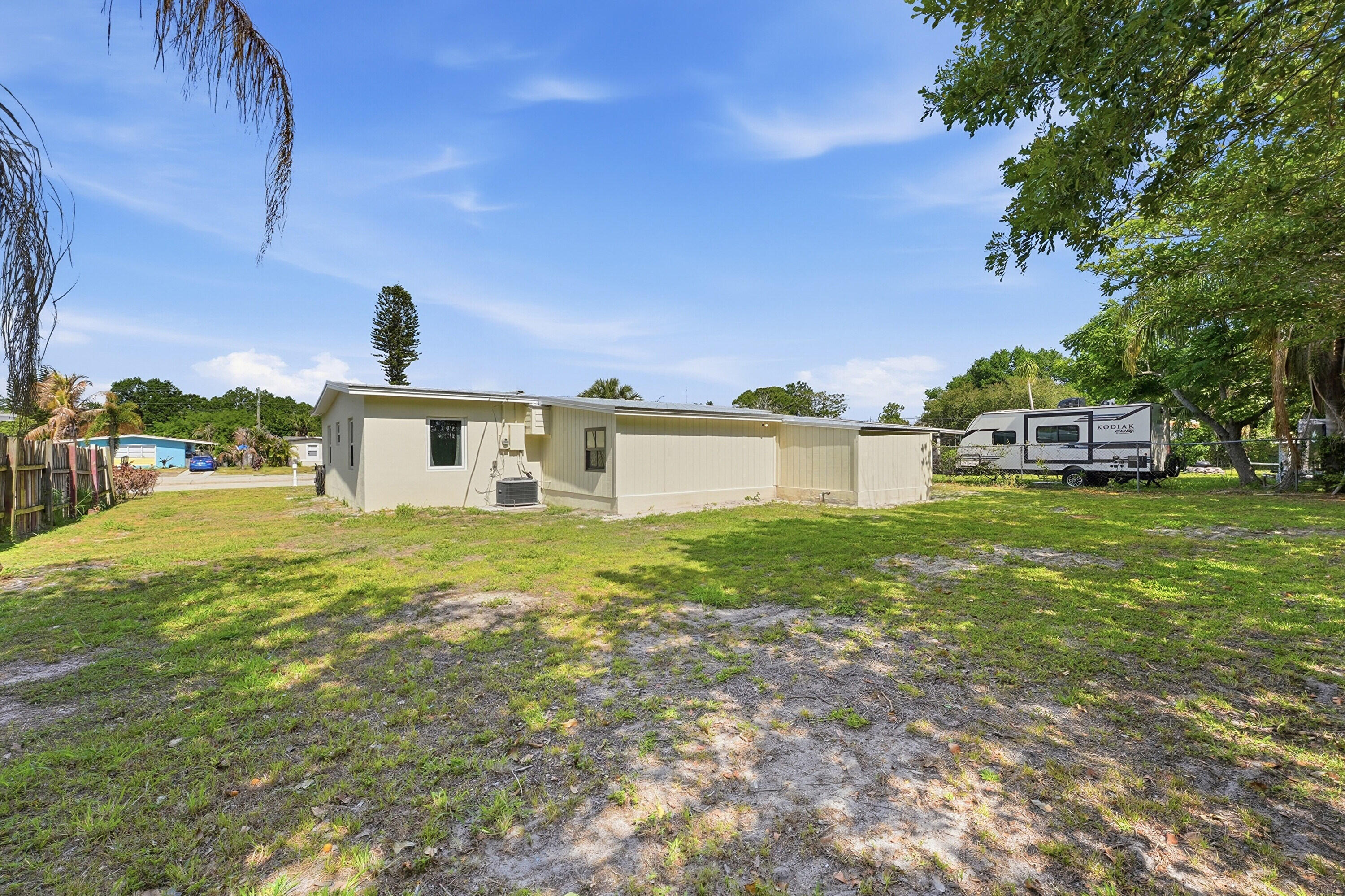 RIVER PARK UNIT 5 - Residential