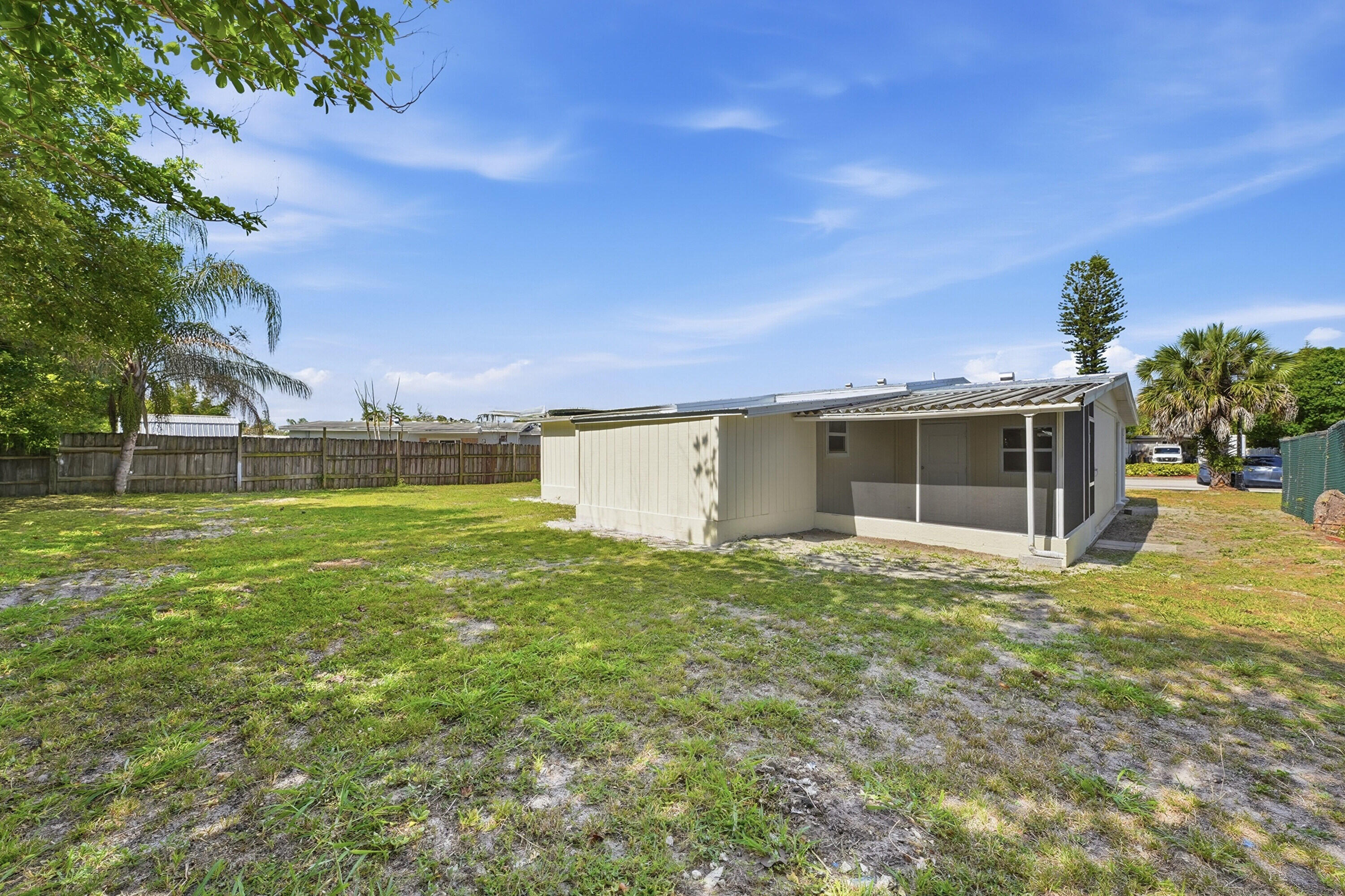 RIVER PARK UNIT 5 - Residential
