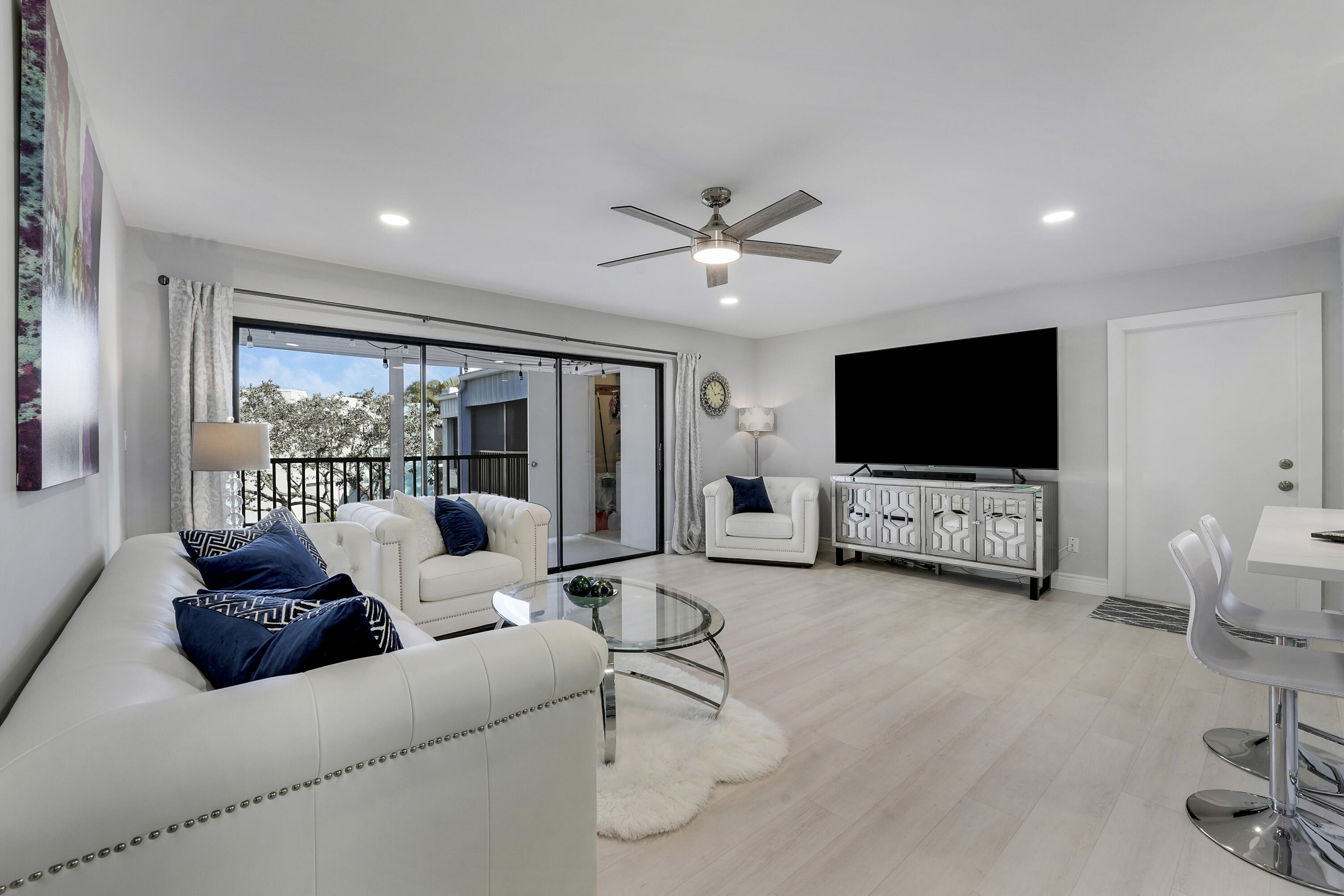 TOWN & COUNTRY ESTATES CONDO - Residential