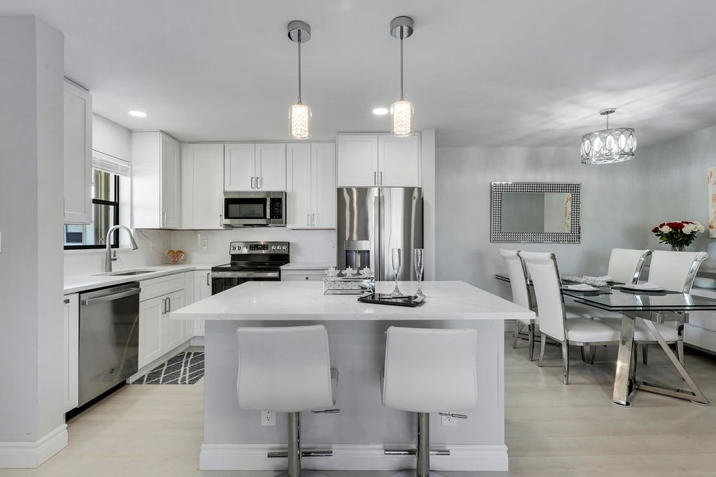 Photo of 525 Dotterel Road #35d, Delray Beach, FL 33444 (MLS # R11165977)