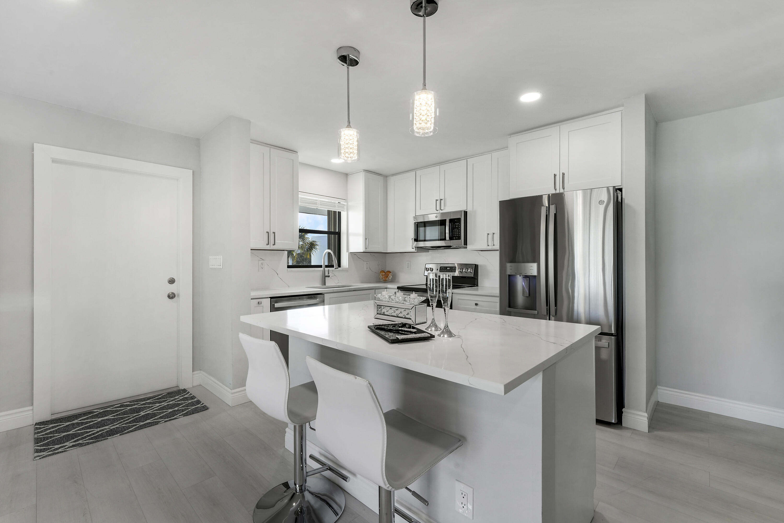 TOWN & COUNTRY ESTATES CONDO - Residential