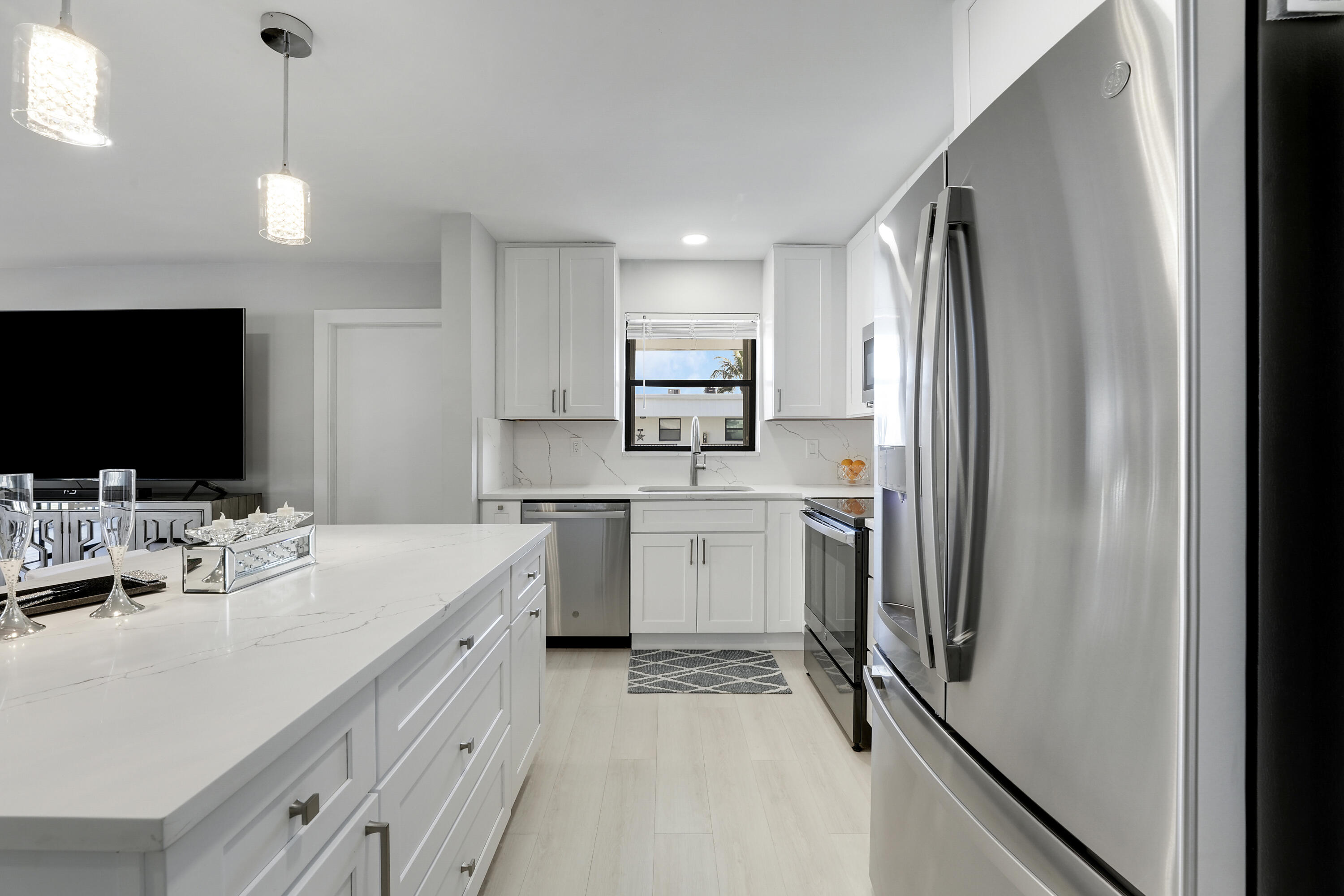 TOWN & COUNTRY ESTATES CONDO - Residential