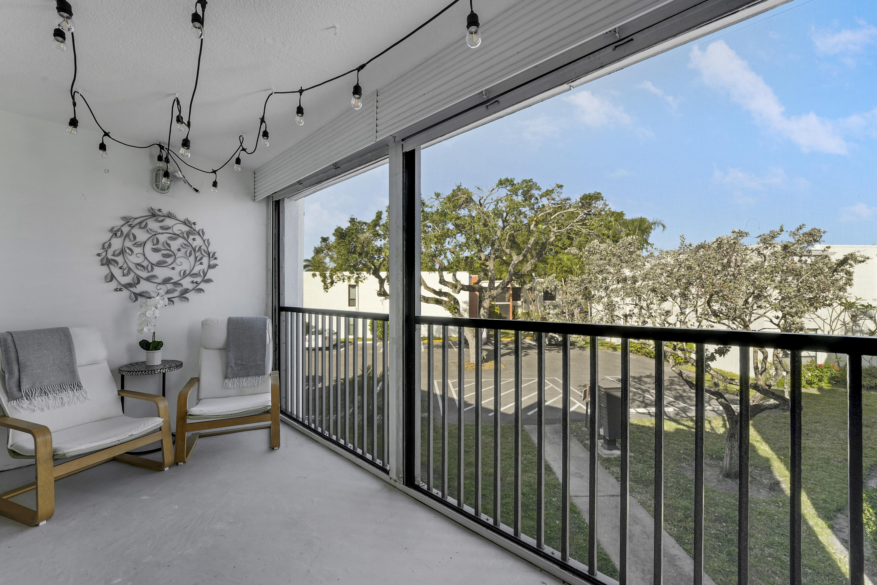 TOWN & COUNTRY ESTATES CONDO - Residential