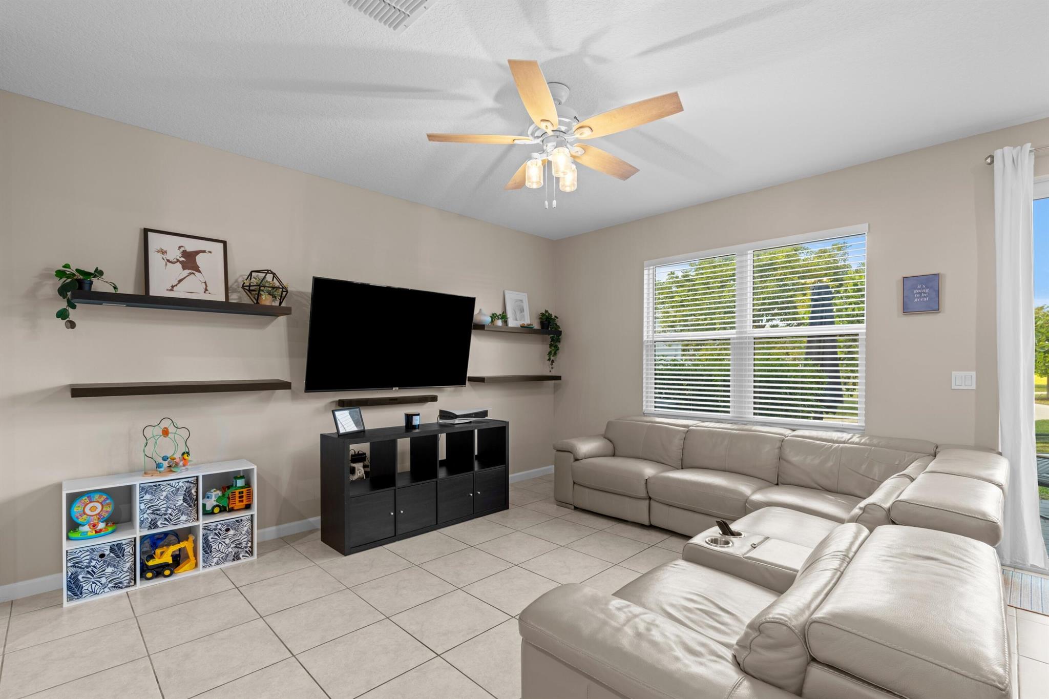 CATALINA TOWNHOMES PLAT - Residential