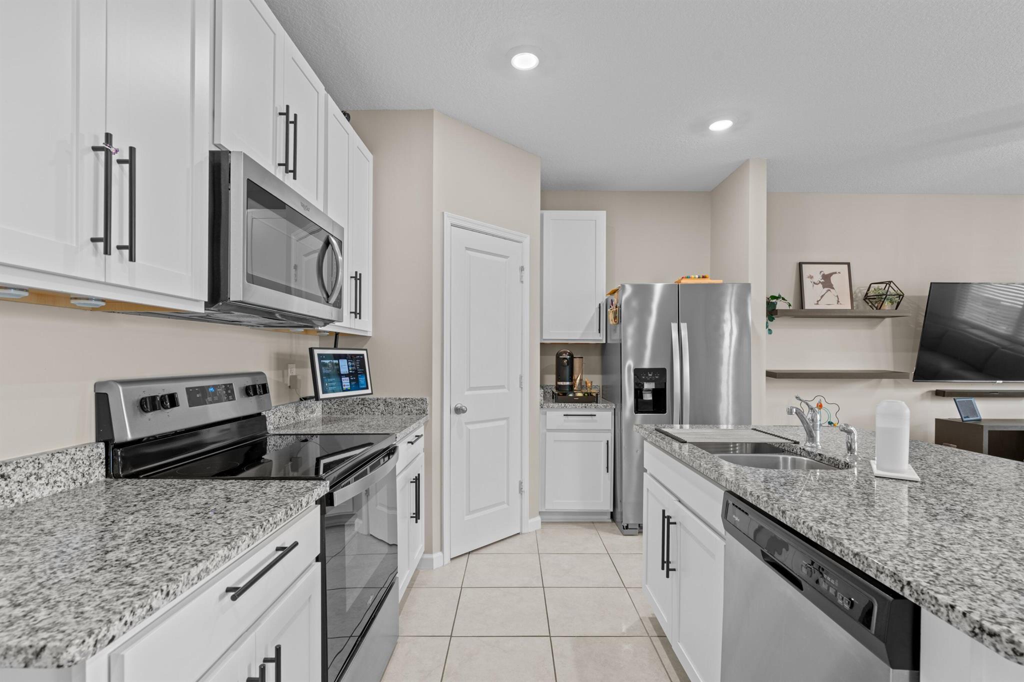 CATALINA TOWNHOMES PLAT - Residential