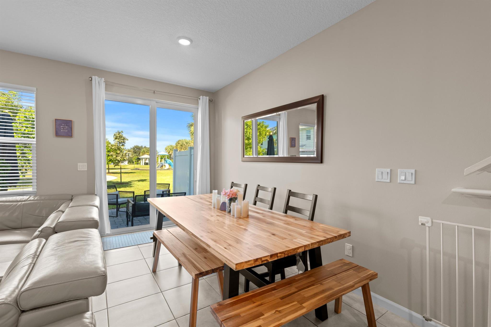 CATALINA TOWNHOMES PLAT - Residential