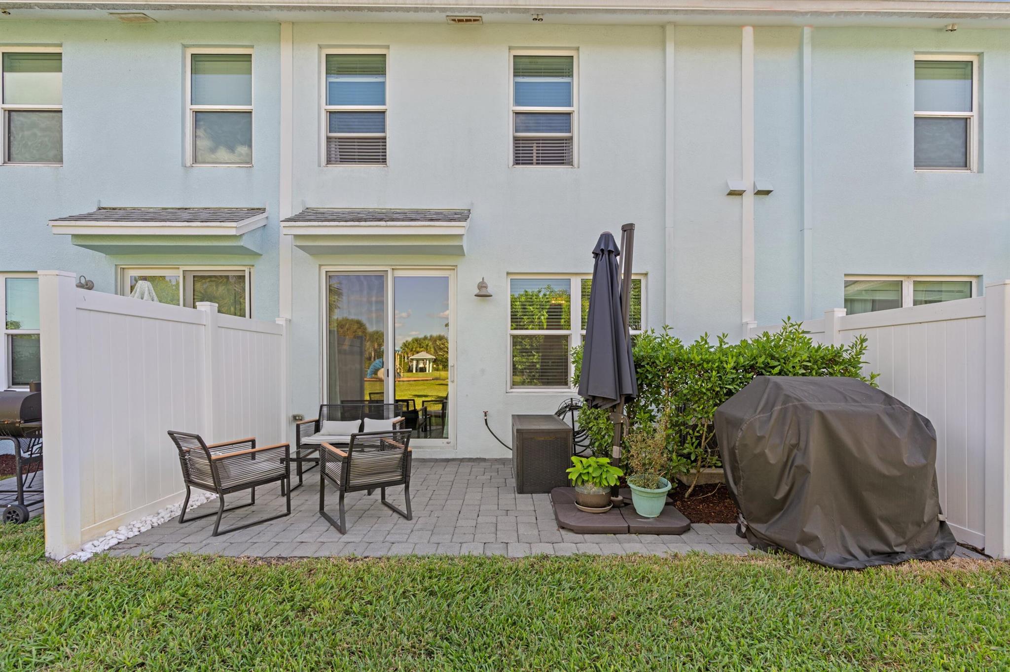 CATALINA TOWNHOMES PLAT - Residential