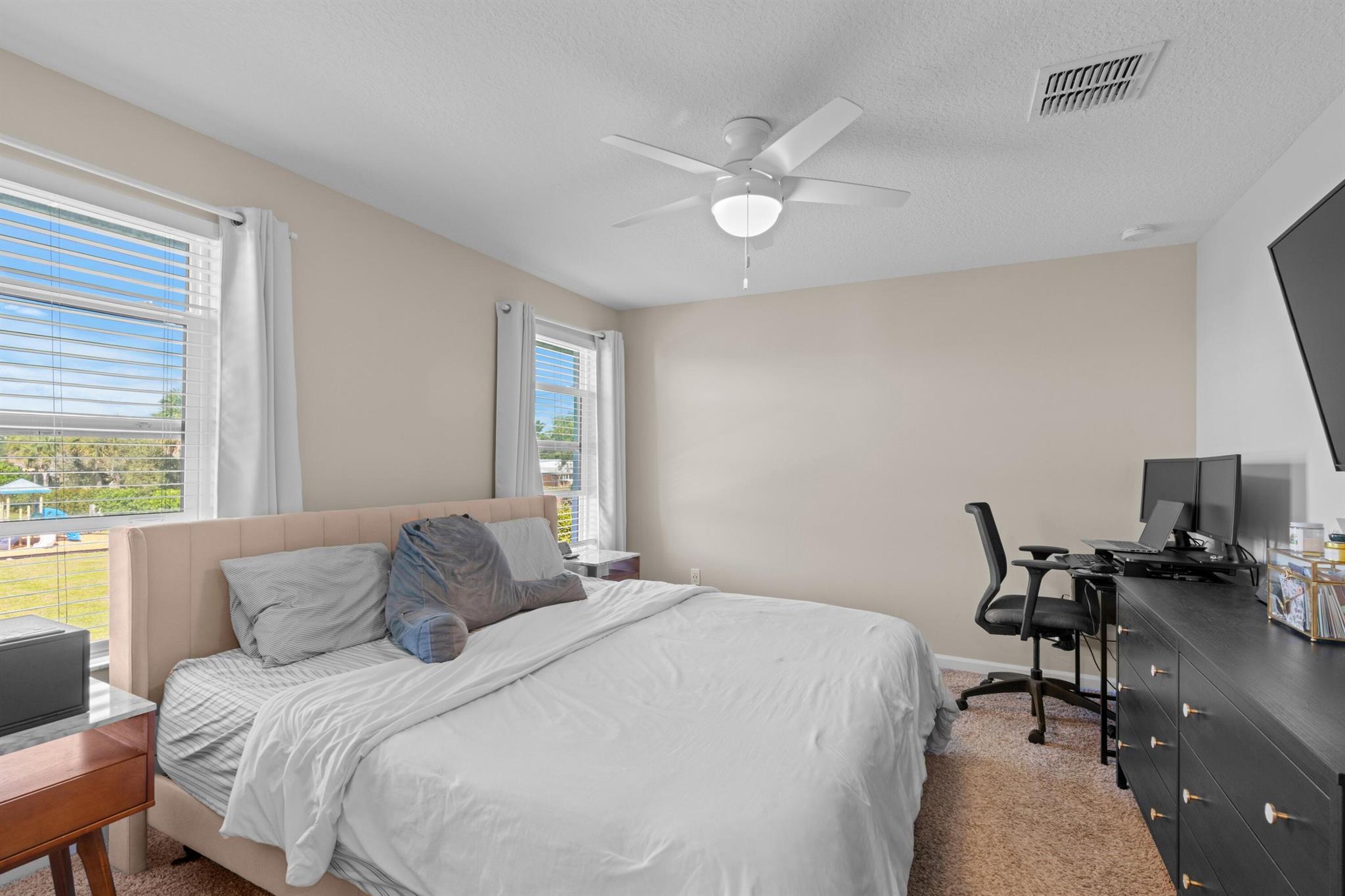 CATALINA TOWNHOMES PLAT - Residential