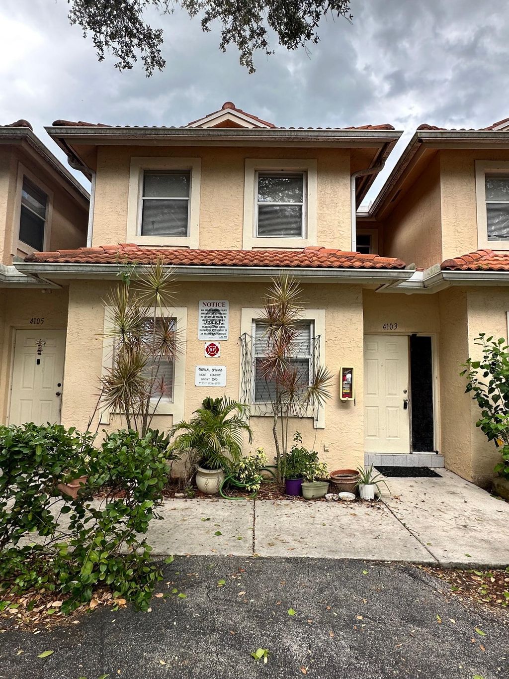 Photo of 4103 NW 114th Avenue, Coral Springs, FL 33065 (MLS # R10908254)