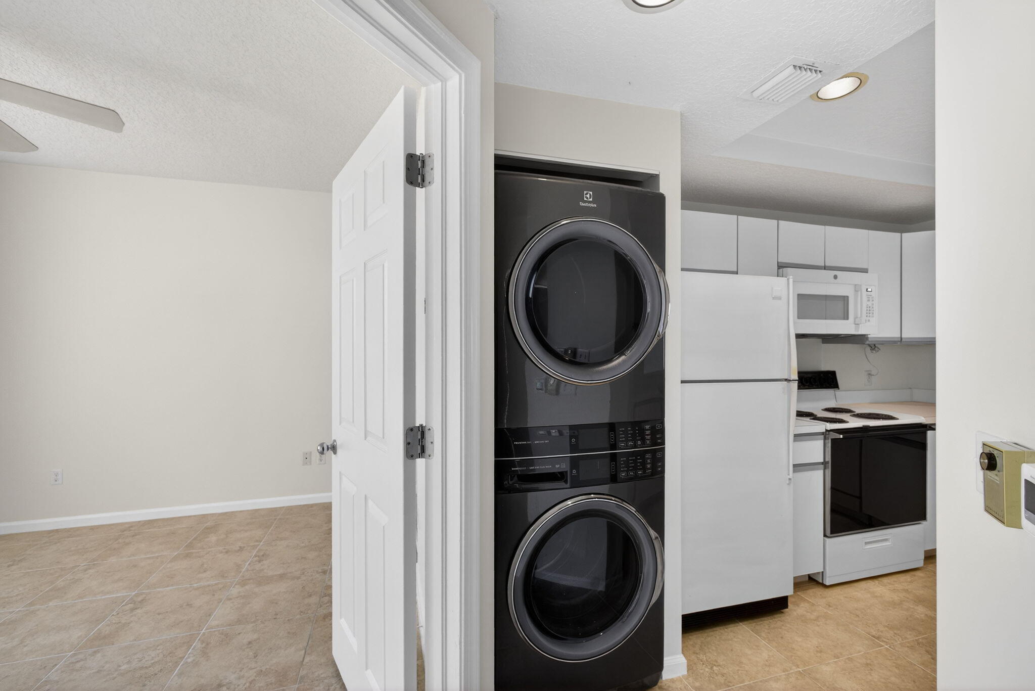 MUIRFIELD CONDO - Residential