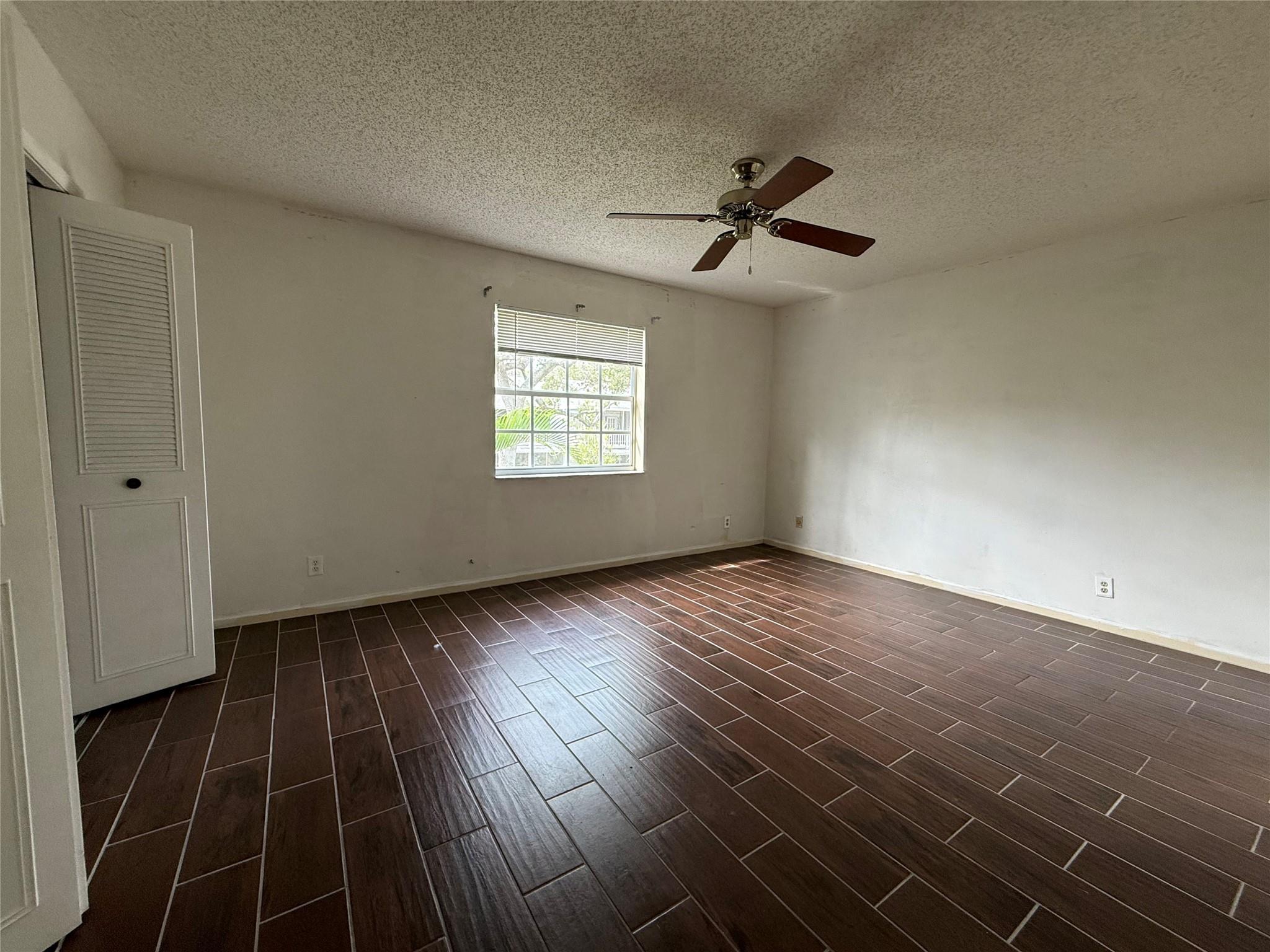 OAK PATHS - Residential