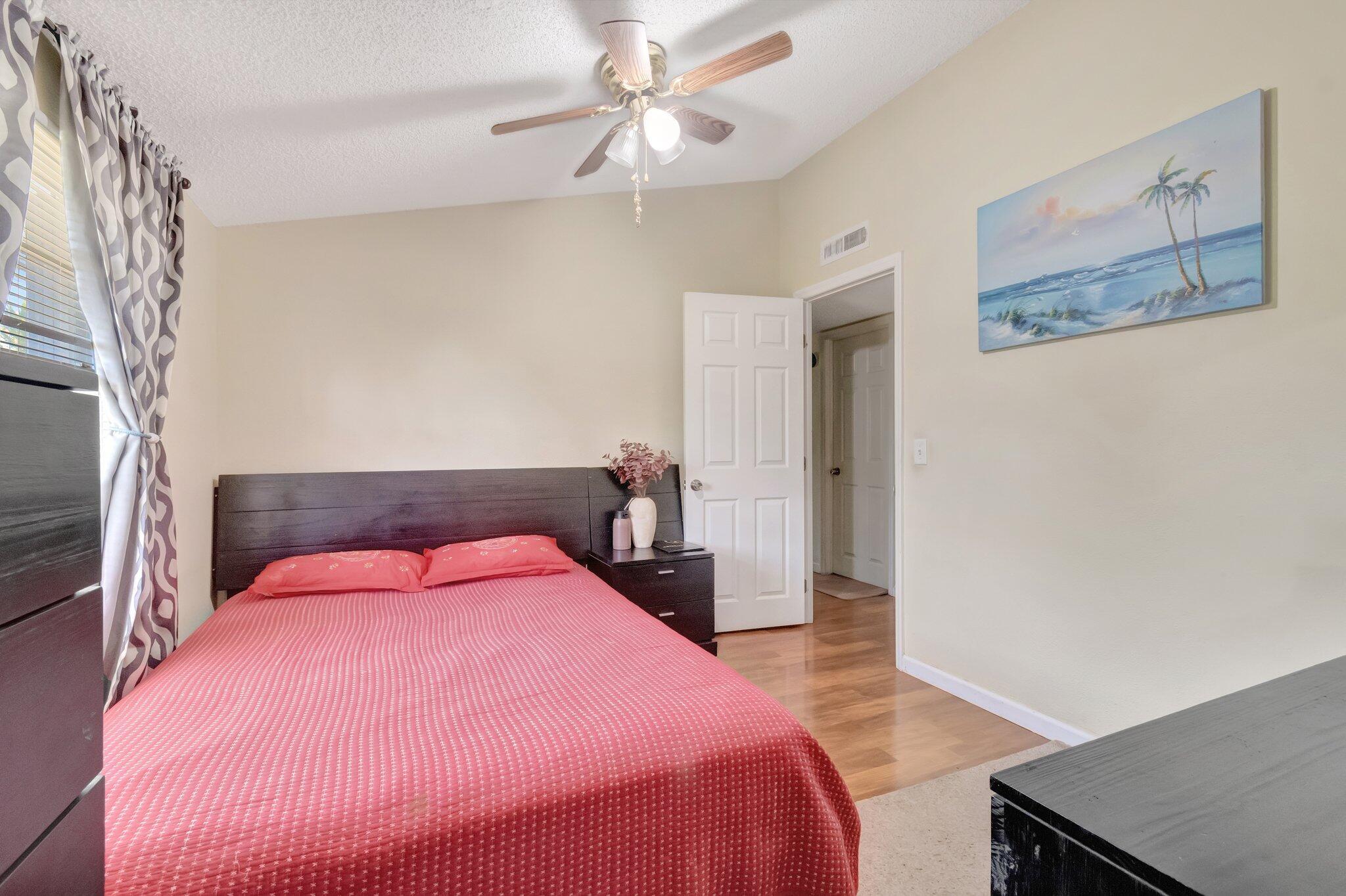 SEMINOLE MANOR 2 - Residential