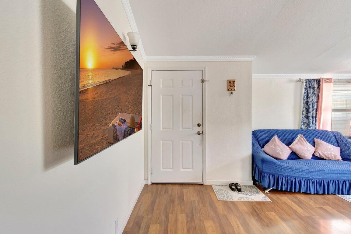 SEMINOLE MANOR 2 - Residential