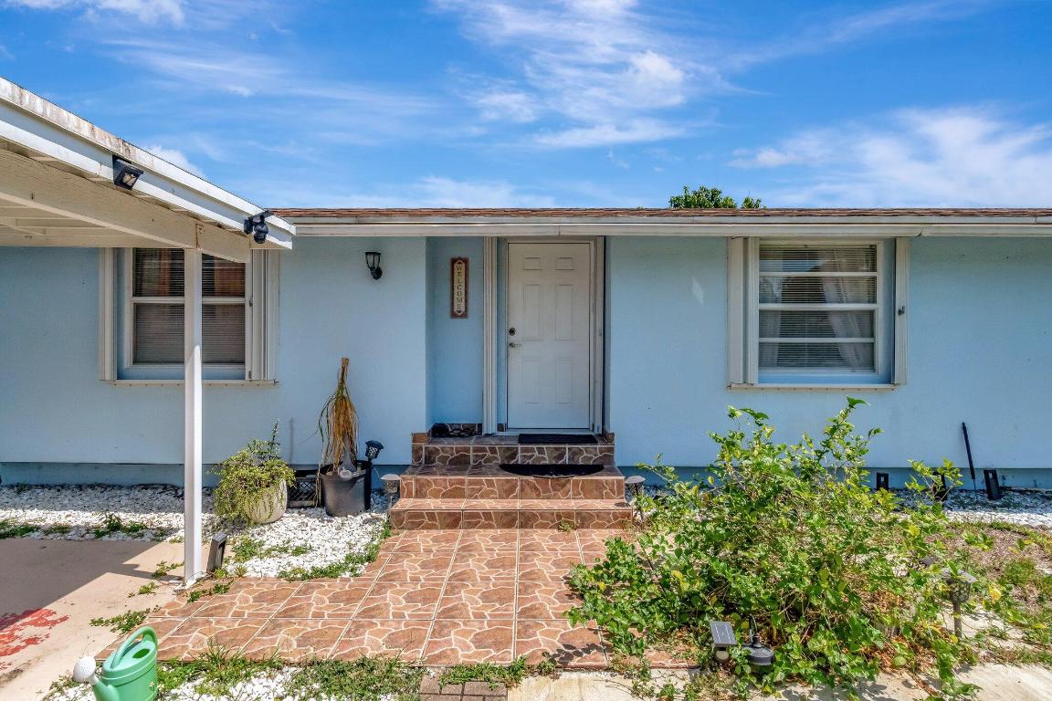 SEMINOLE MANOR 2 - Residential