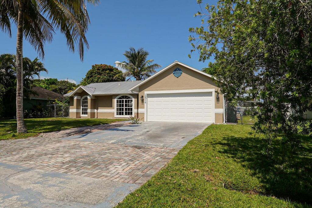 Photo of 2514 SE Lakewood Street, Port Saint Lucie, FL 34952 (MLS # R11095275)