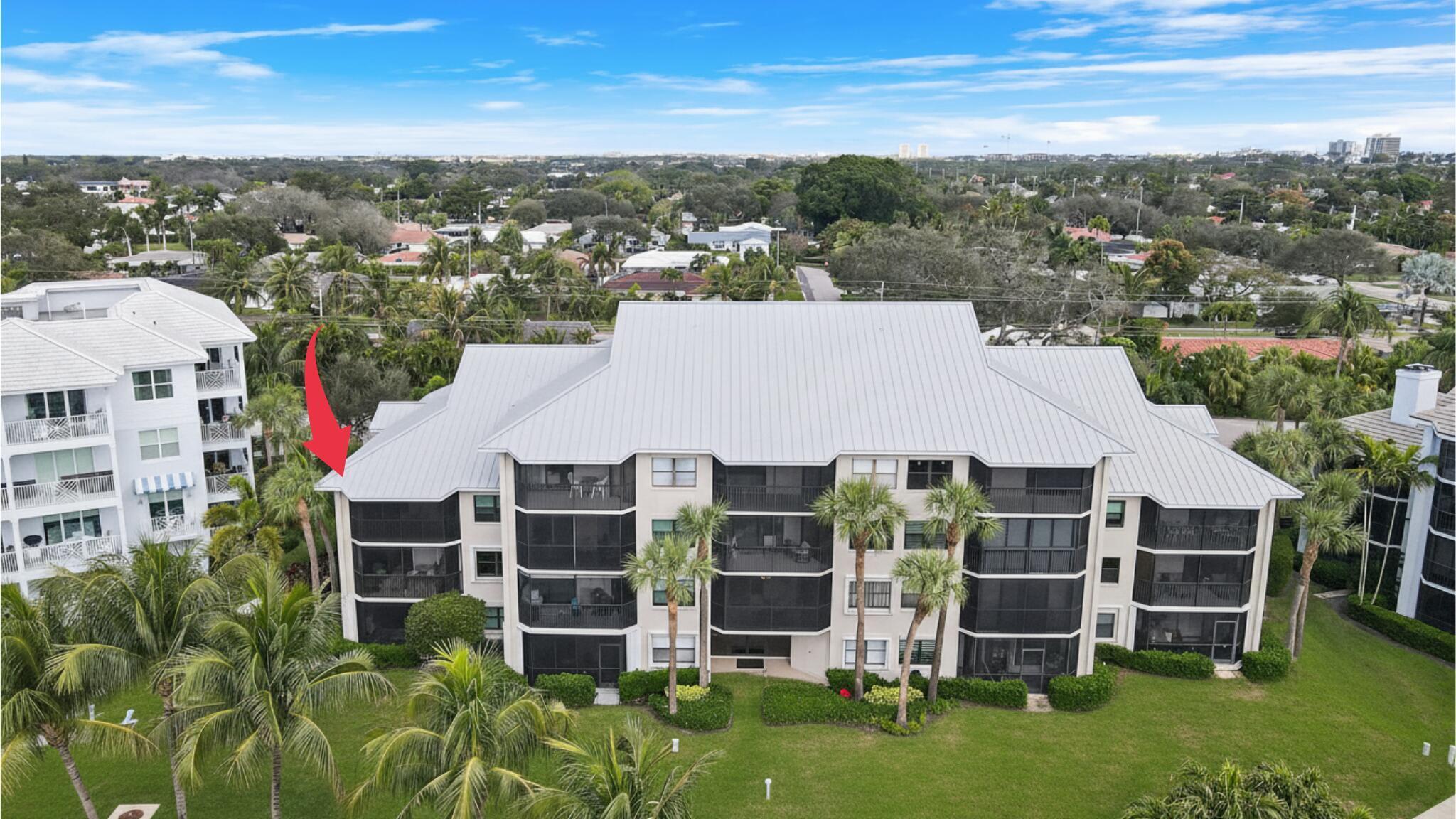 235 Bay Colony Drive N