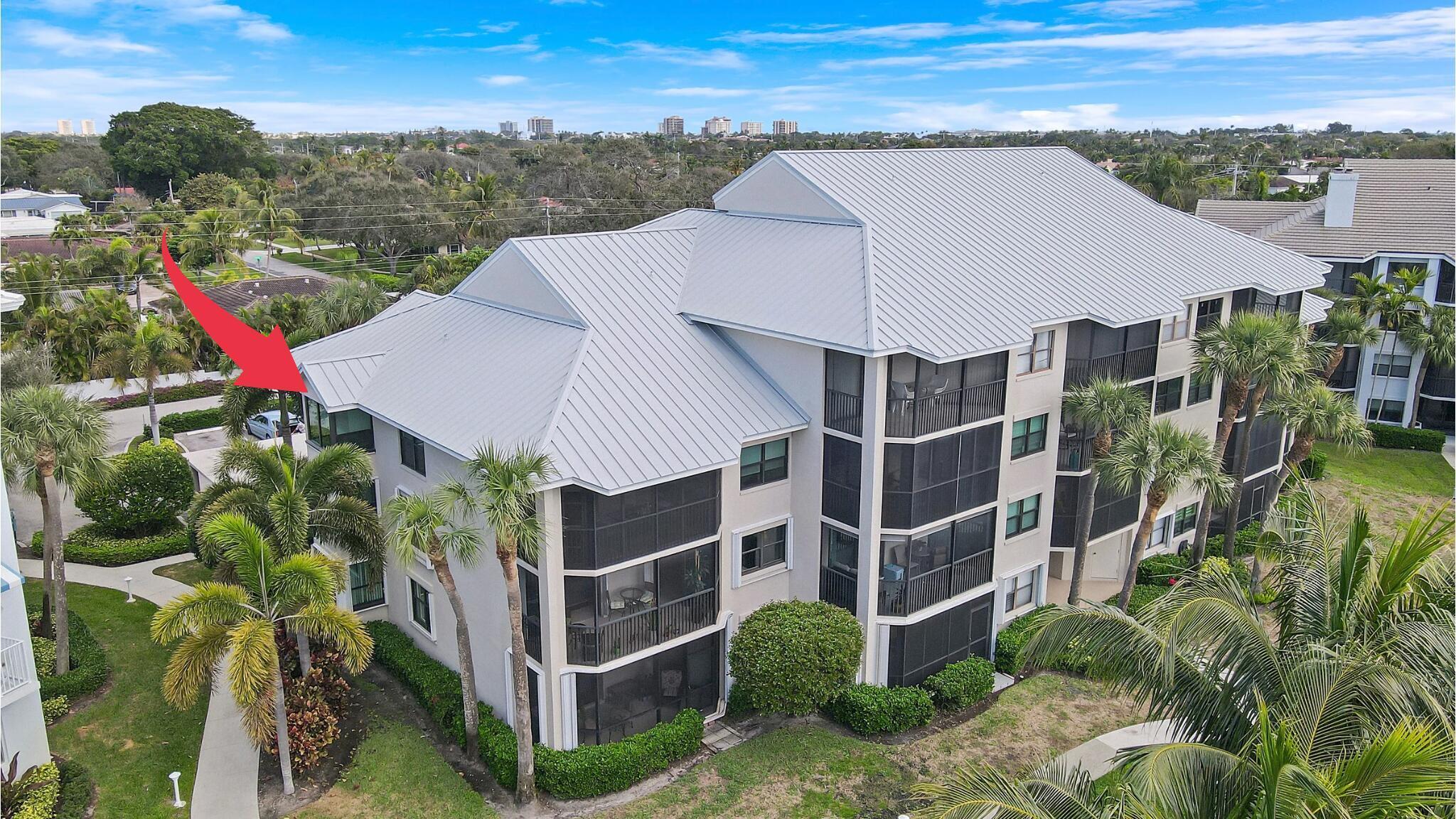 235 Bay Colony Drive N