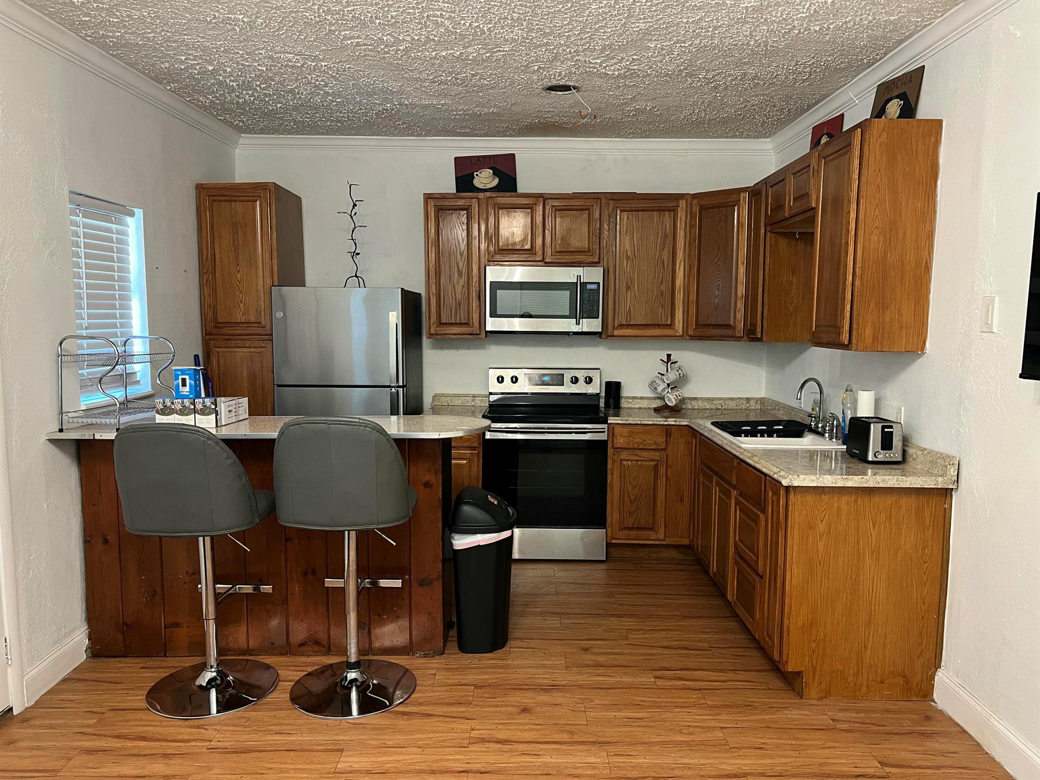 PINEWOOD SUBDIVISION - Residential Lease