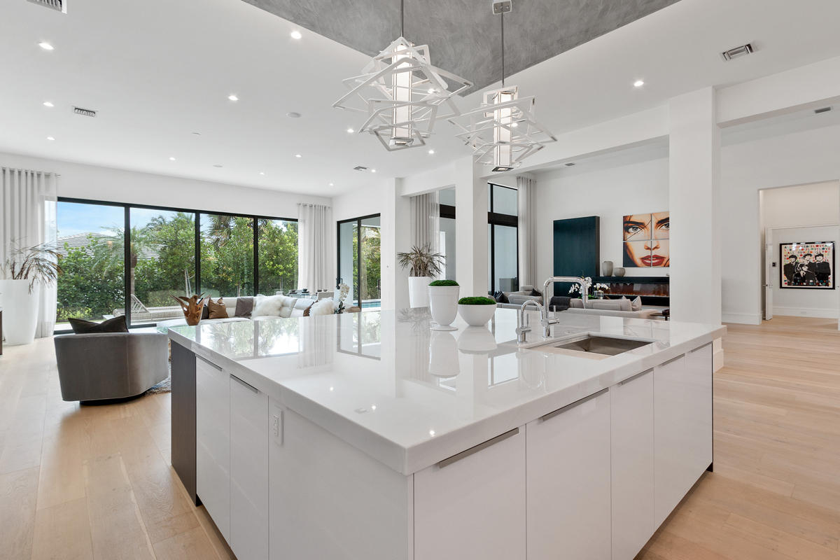 ROYAL PALM YACHT & COUNTR - Residential