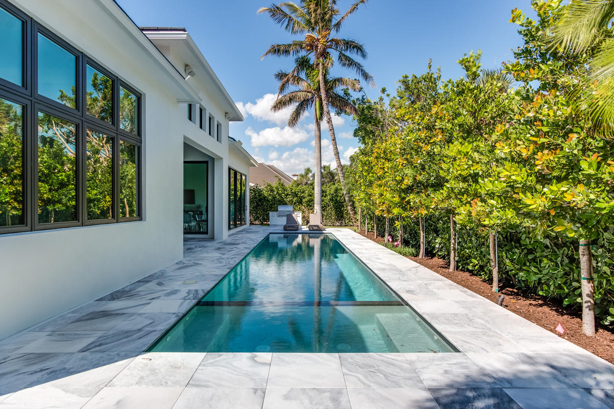 ROYAL PALM YACHT & COUNTR - Residential