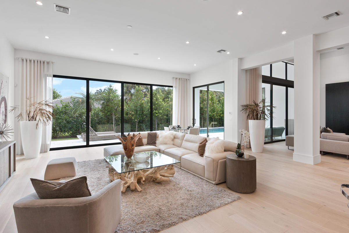 ROYAL PALM YACHT & COUNTR - Residential