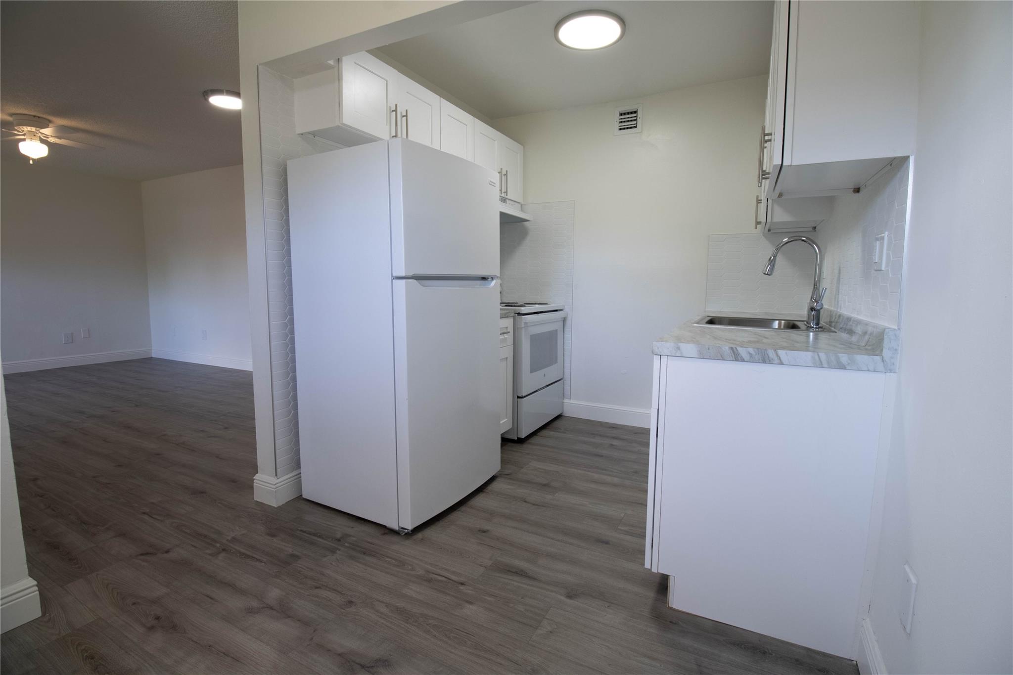 Sailboat Bend - Residential Lease