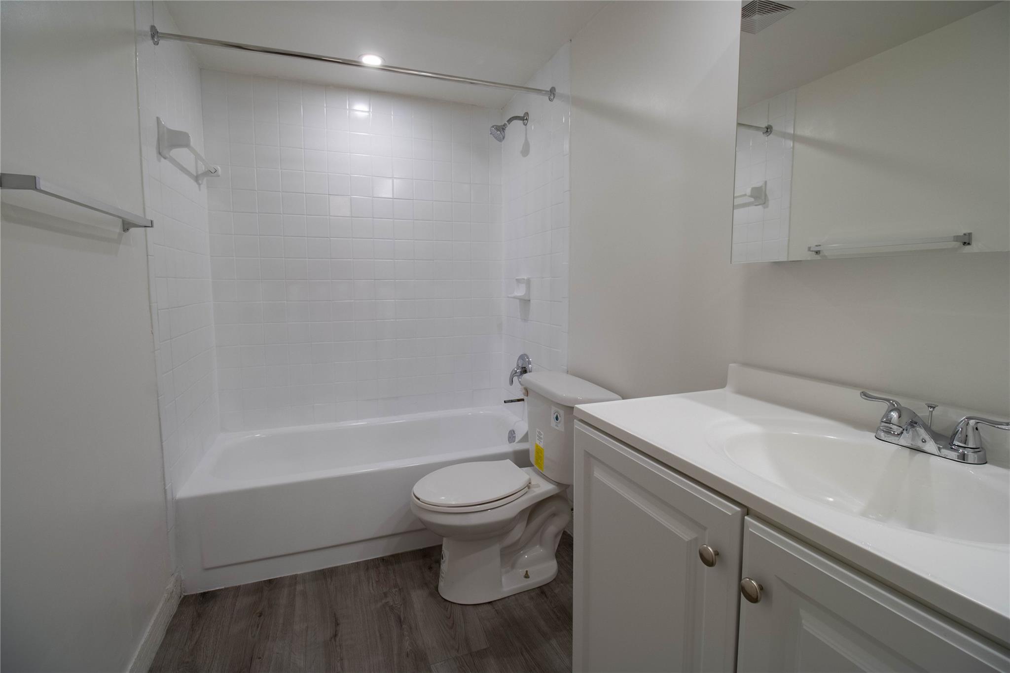 Sailboat Bend - Residential Lease