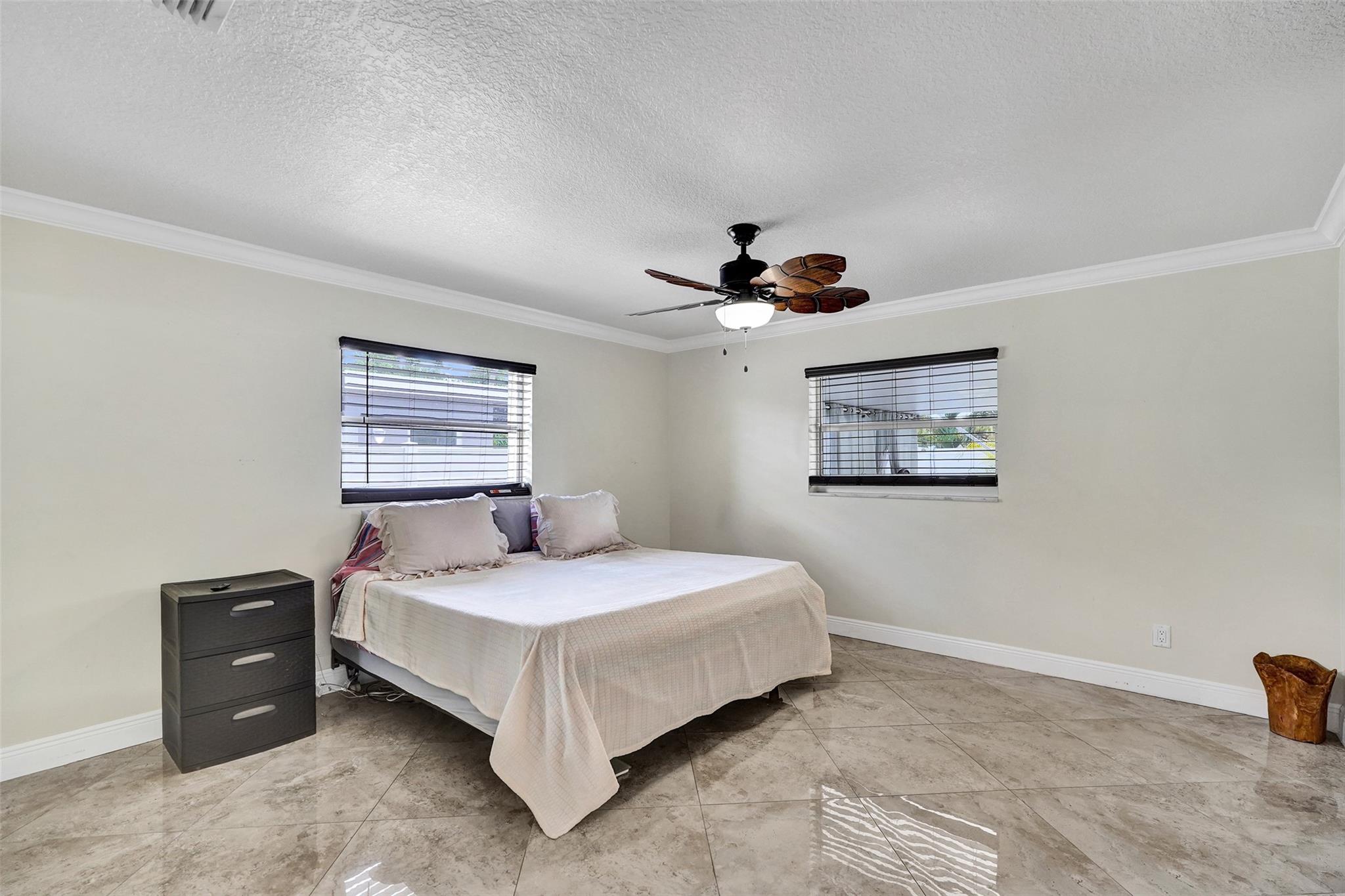 Westwood Commy 6 81-35 B - Residential