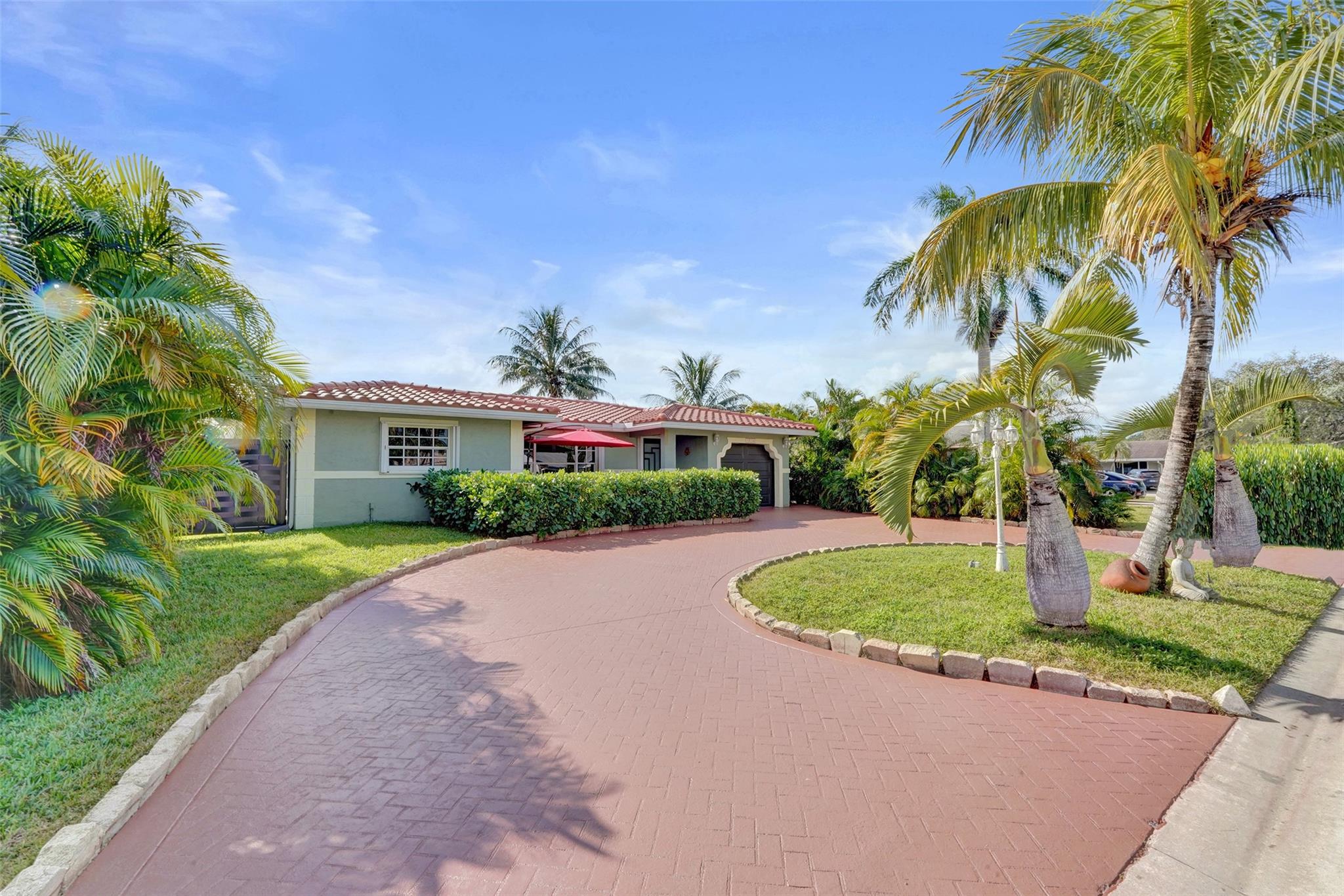 Westwood Commy 6 81-35 B - Residential