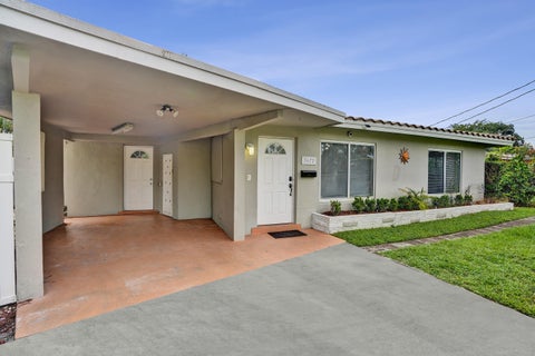 Tiny photo for 3672 NW 18TH Avenue, Oakland Park, FL 33309 (MLS # B26060753)