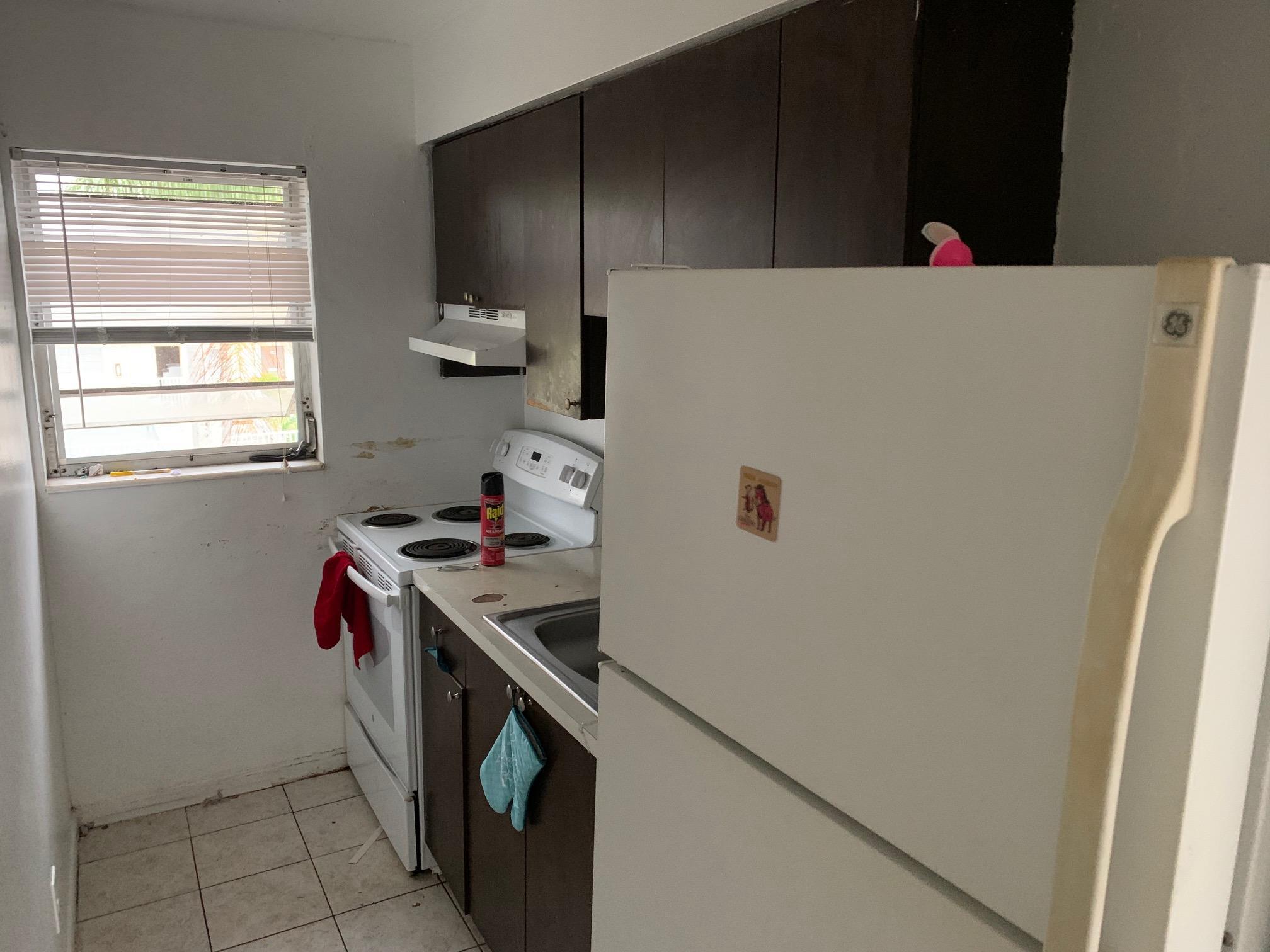 LAKE WORTH TOWN OF ADD 1 - Residential Lease