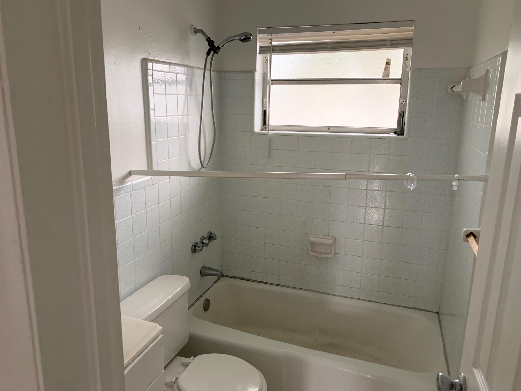 LAKE WORTH TOWN OF ADD 1 - Residential Lease