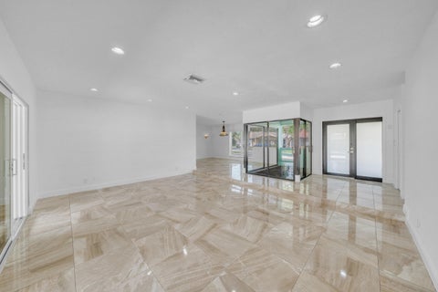 Tiny photo for 1941 SW 73rd Avenue, Plantation, FL 33317 (MLS # B26045981)