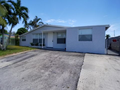 1561 W 11th Street Riviera Beach FL 33404