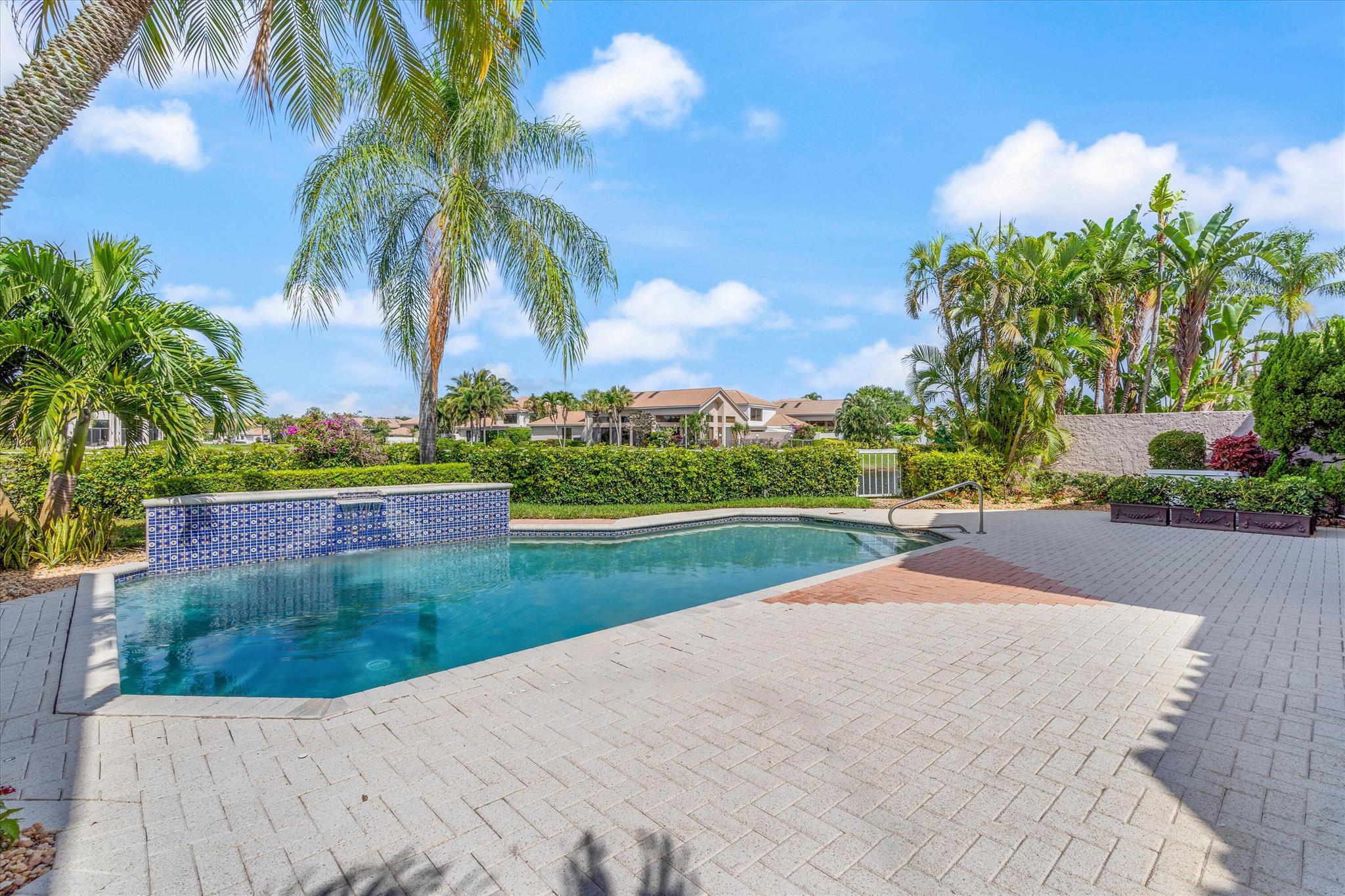 GRAND BAY / POLO CLUB - Residential