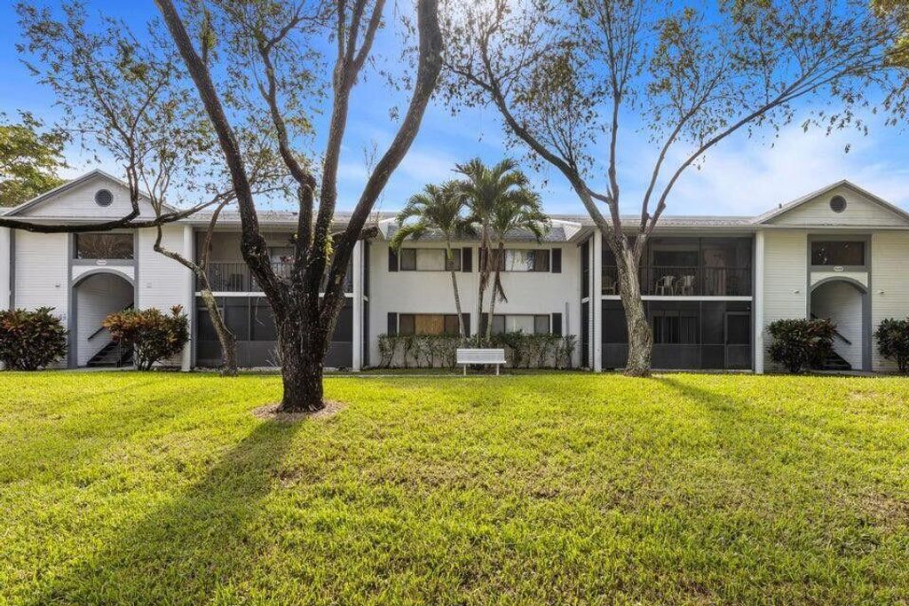 Photo of 15449 Lakes Of Delray Boulevard, Delray Beach, FL 33484 (MLS # B26011359)