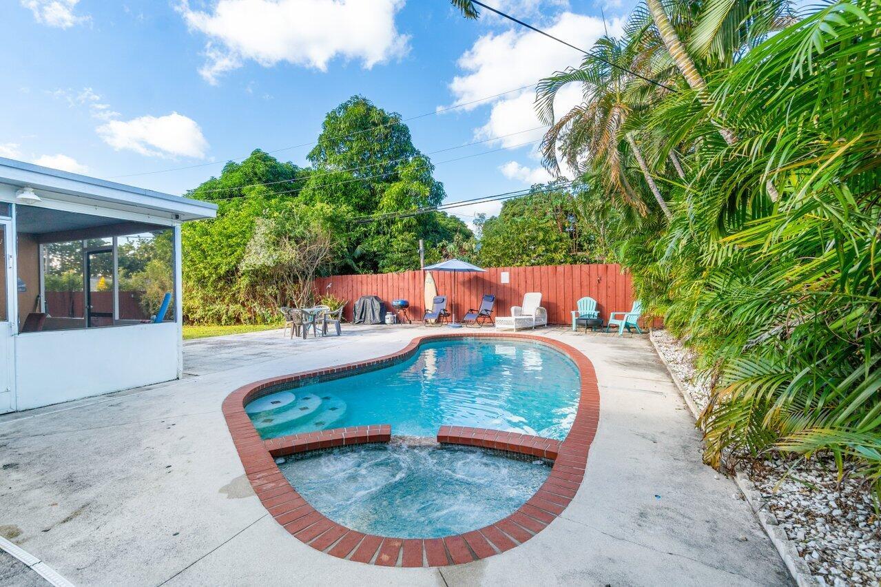 PINE RIDGE - Residential