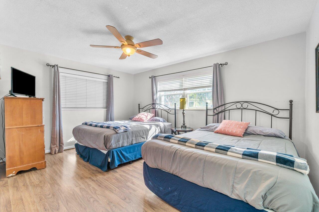 PINE RIDGE - Residential