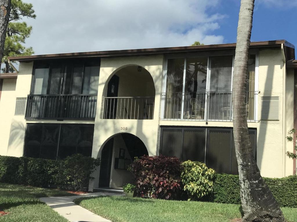 PINE RIDGE SOUTH III CONDO - Residential