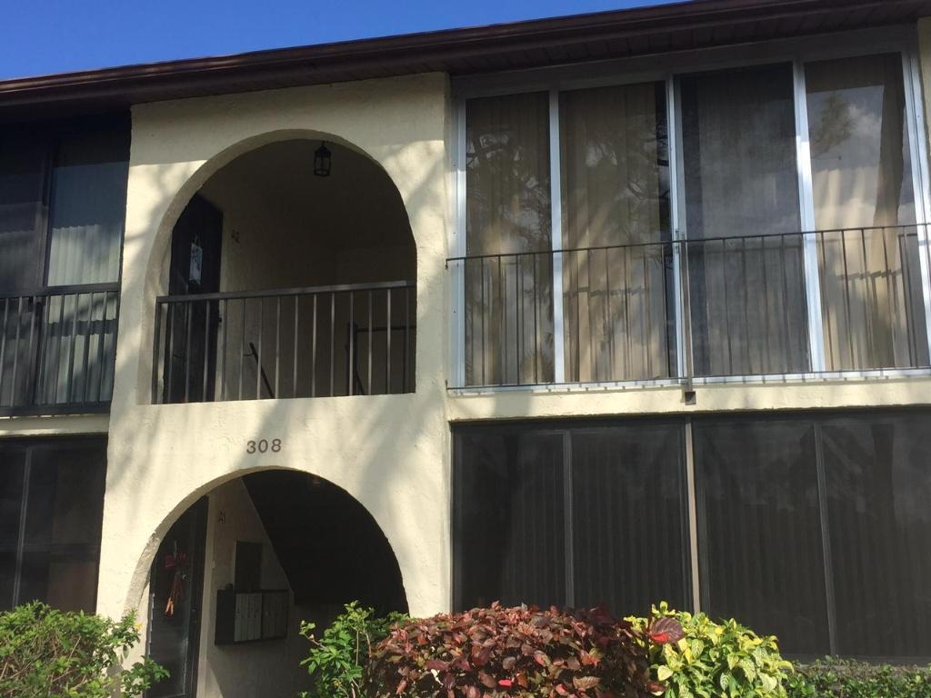 PINE RIDGE SOUTH III CONDO - Residential