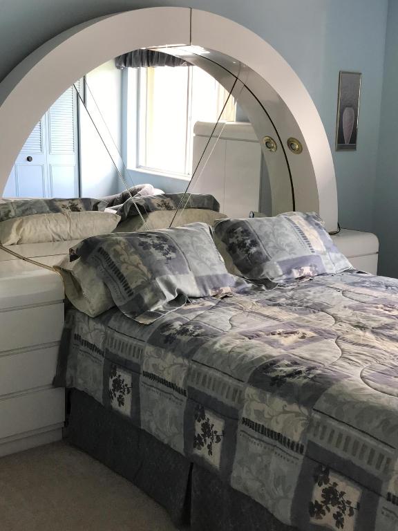 PINE RIDGE SOUTH III CONDO - Residential