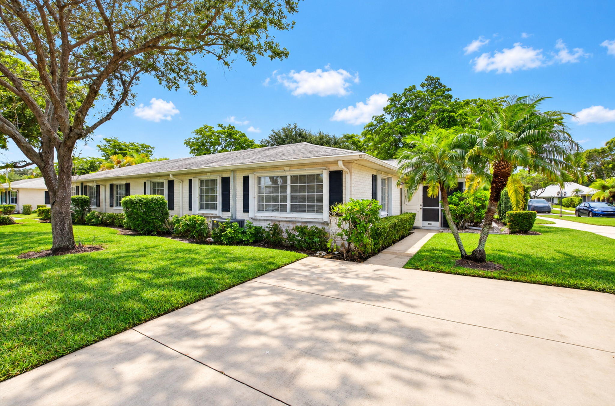 10128 S 44th Drive 370