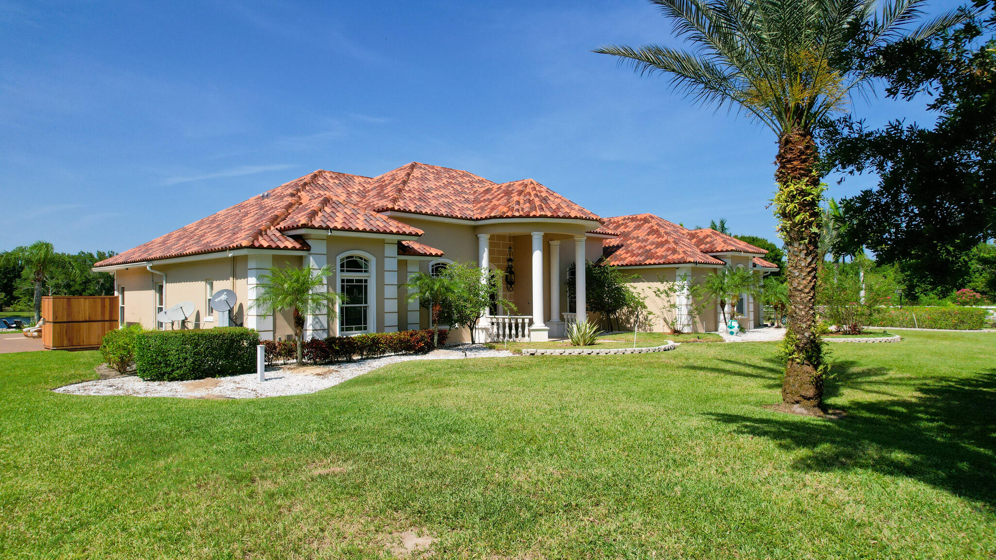 TRINITY OAKS (A OF E) - Residential