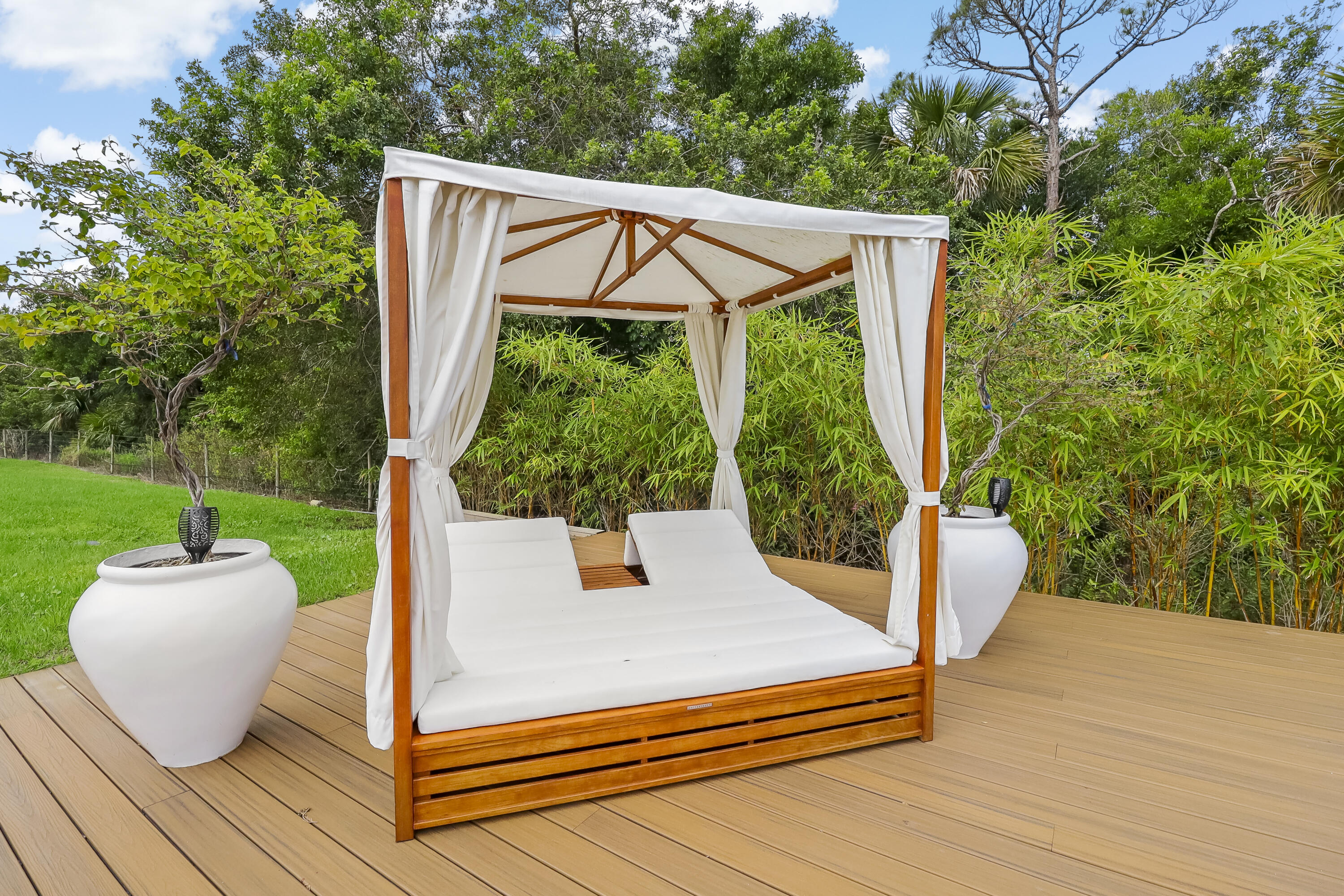 TRINITY OAKS (A OF E) - Residential