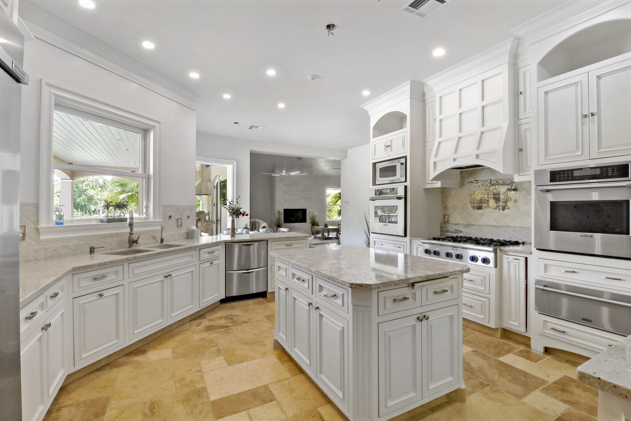 TRINITY OAKS (A OF E) - Residential