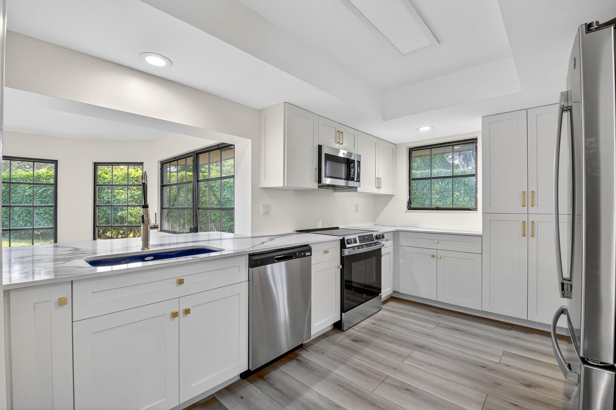 CYPRESS KEY VILLAS - Residential
