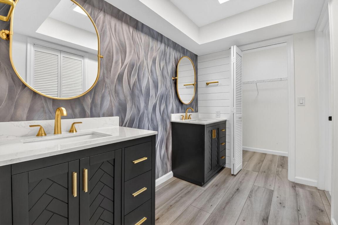 CYPRESS KEY VILLAS - Residential