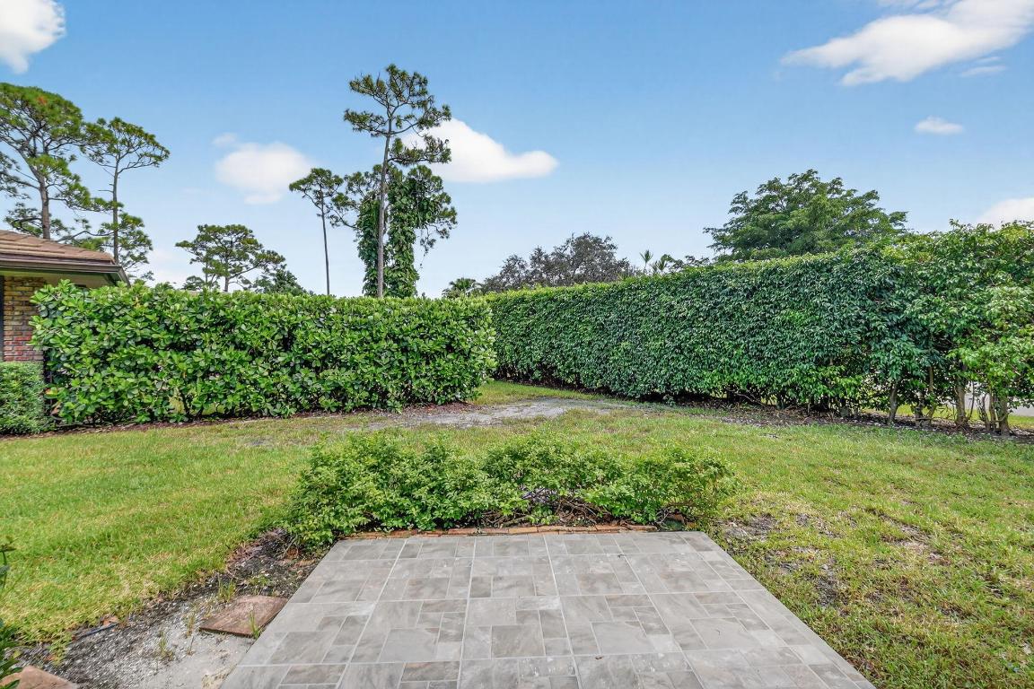 CYPRESS KEY VILLAS - Residential