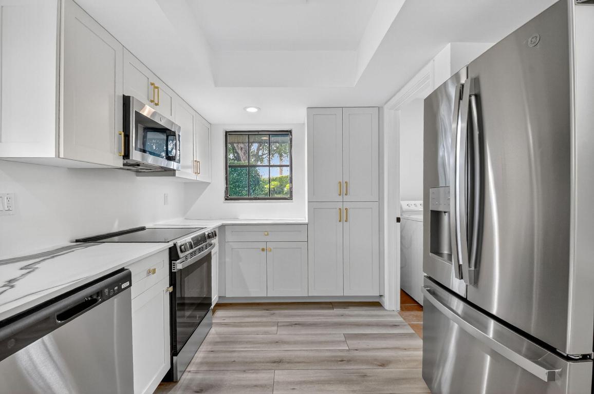 CYPRESS KEY VILLAS - Residential